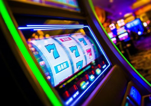 Live Casino: Immerse Yourself in the Thrills of Live Gaming